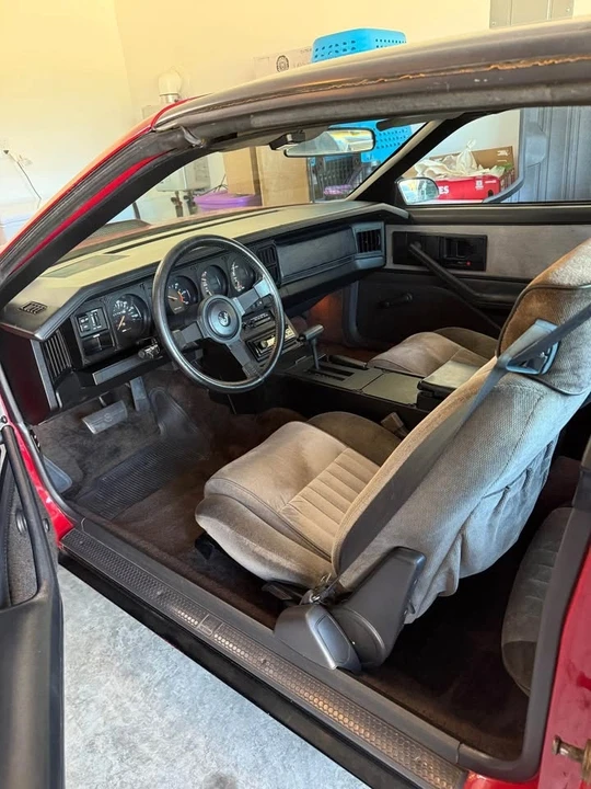 1983 Pontiac Firebird Trans Am 3rd Gen - Image 4 of 10