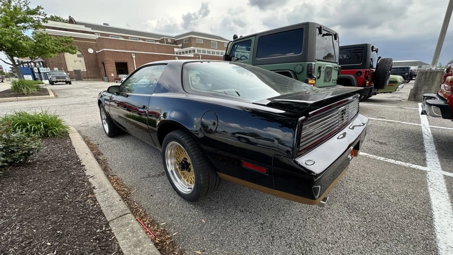 1983 Pontiac Firebird Trans Am 3rd Gen - Image 6 of 12