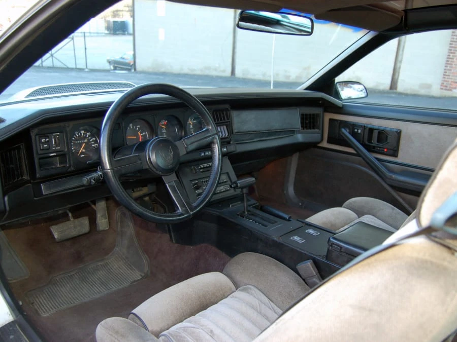 1983 Pontiac Firebird Trans Am 3rd Gen - Image 5 of 8
