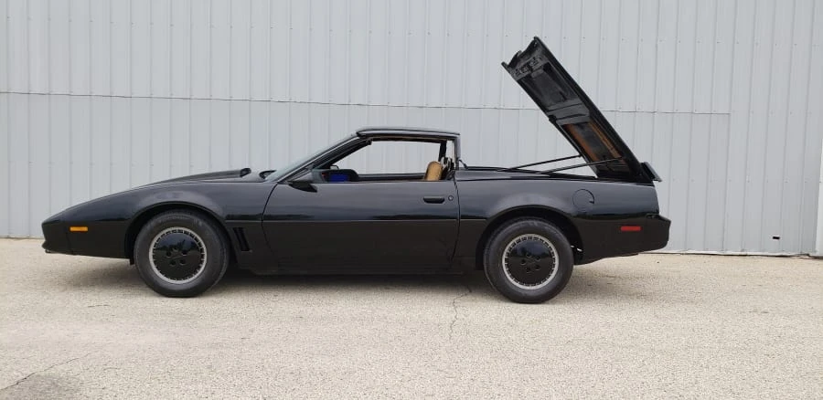 1983 Pontiac Firebird Trans Am 3rd Gen - Image 2 of 13