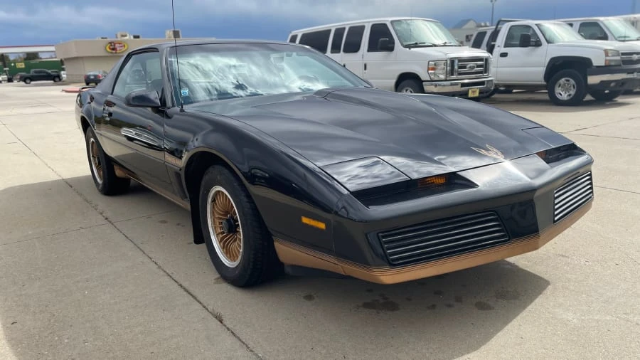 1983 Pontiac Firebird Trans Am 3rd Gen - Image 6 of 18