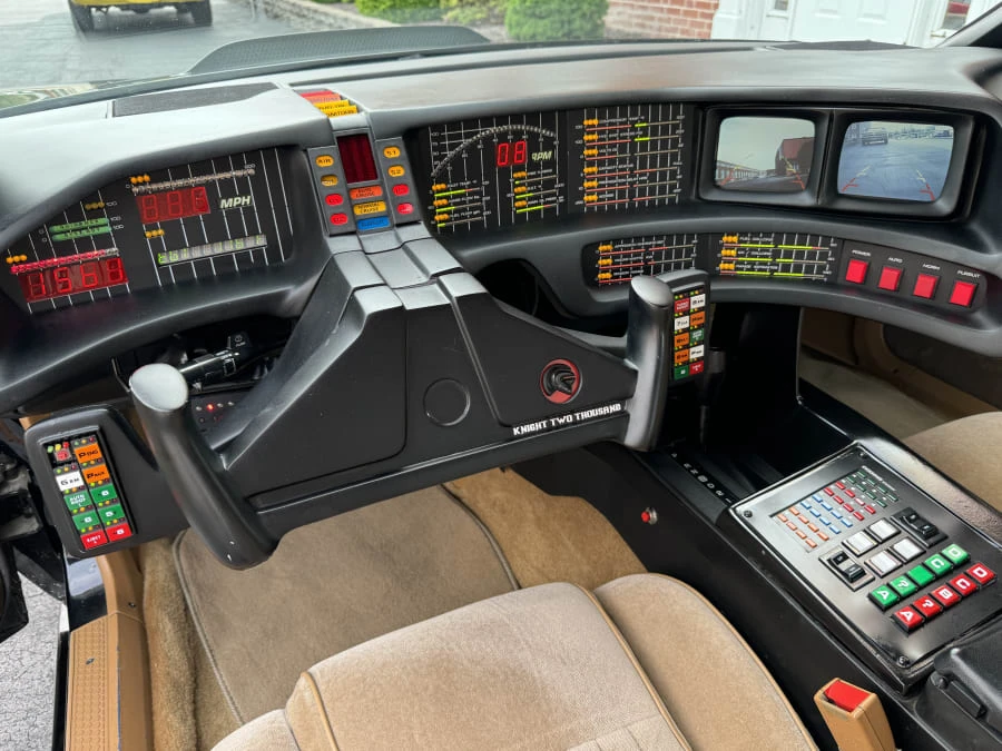 1983 Pontiac Firebird Trans Am 3rd Gen - Image 8 of 10
