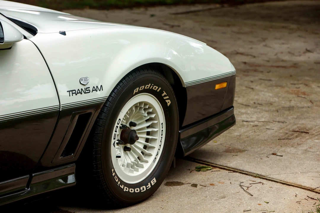 1983 Pontiac Firebird Trans Am 3rd Gen - Image 14 of 31