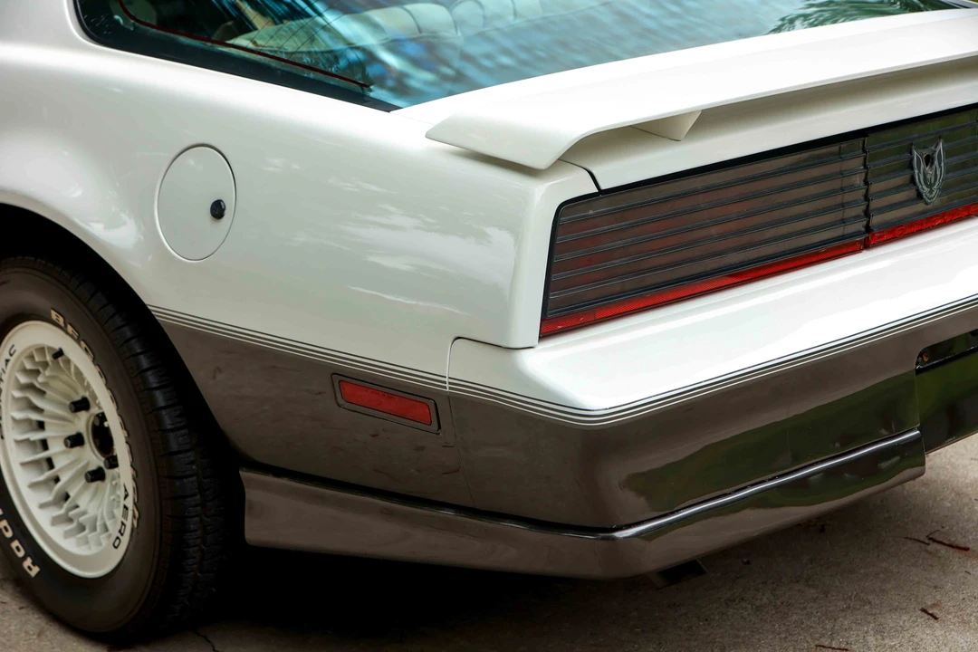 1983 Pontiac Firebird Trans Am 3rd Gen - Image 10 of 31