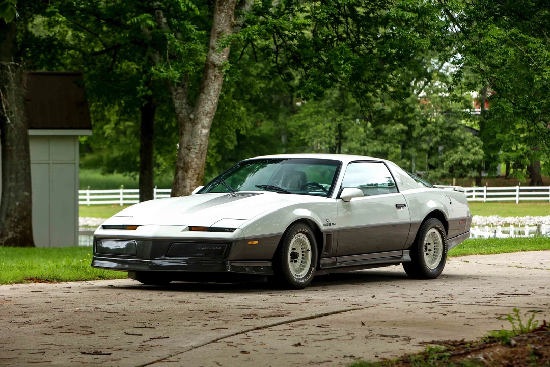 1983 Pontiac Firebird Trans Am 3rd Gen - Image 3 of 31