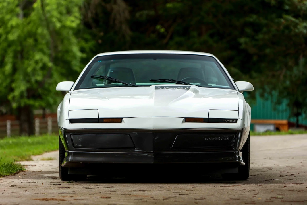 1983 Pontiac Firebird Trans Am 3rd Gen - Image 2 of 31
