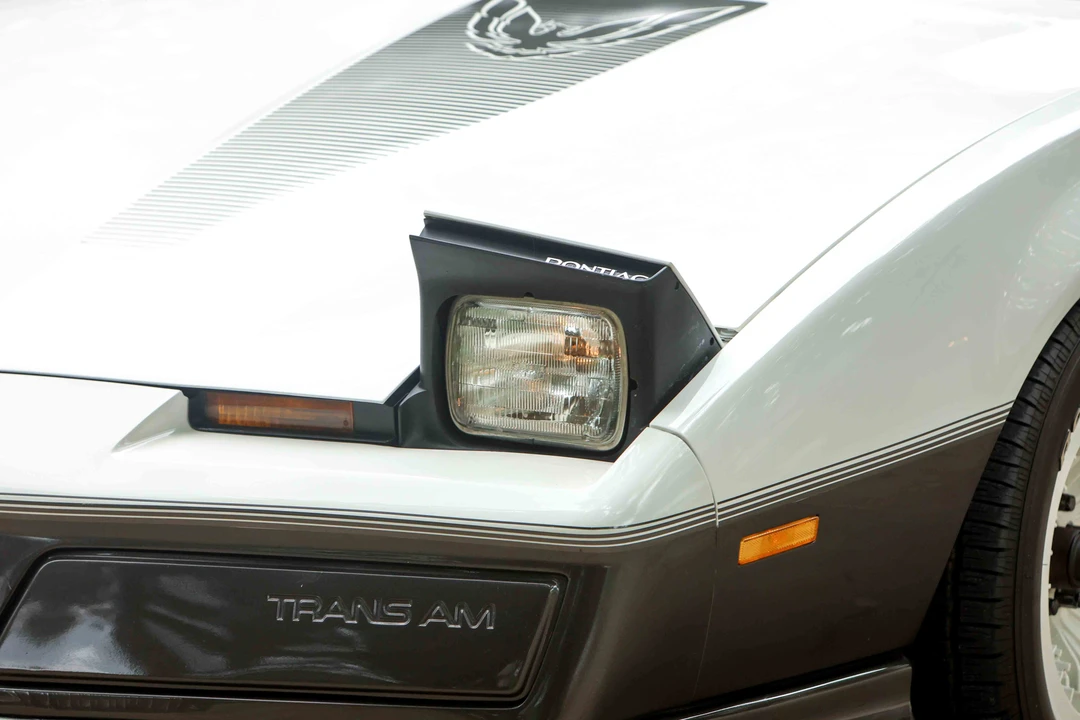 1983 Pontiac Firebird Trans Am 3rd Gen - Image 15 of 31
