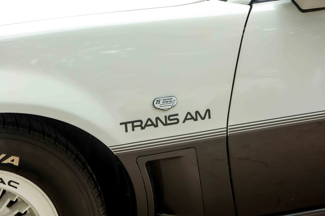 1983 Pontiac Firebird Trans Am 3rd Gen - Image 21 of 31