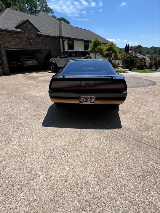 1983 Pontiac Firebird Trans Am 3rd Gen - Image 6 of 20