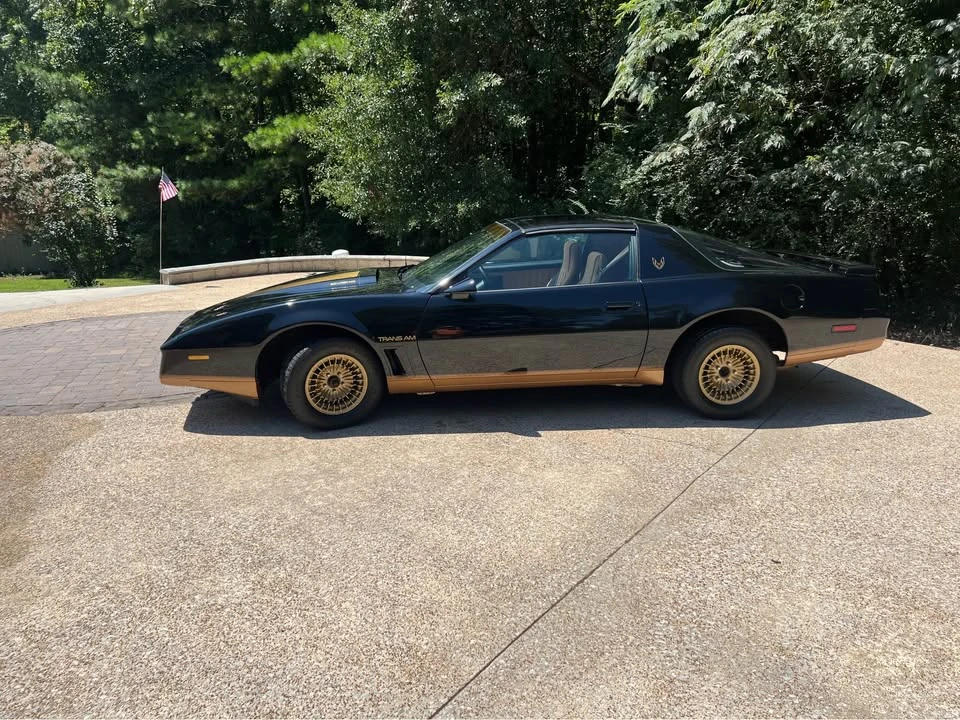 1983 Pontiac Firebird Trans Am 3rd Gen - Image 4 of 20