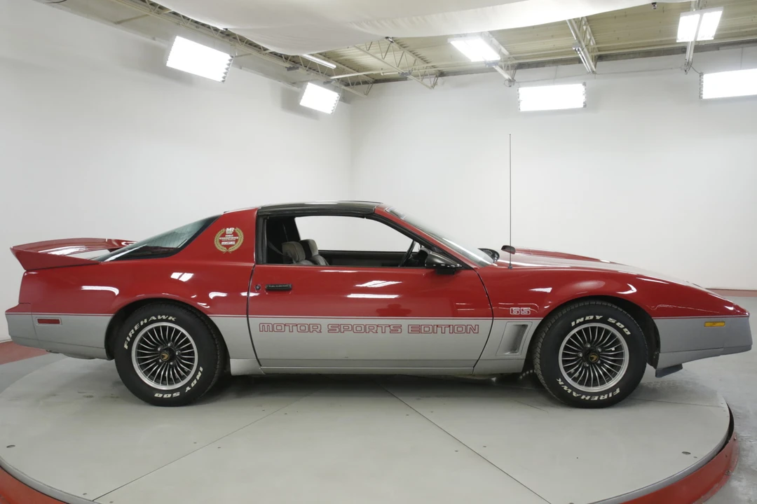 1983 Pontiac Firebird Trans Am 3rd Gen - Image 17 of 31