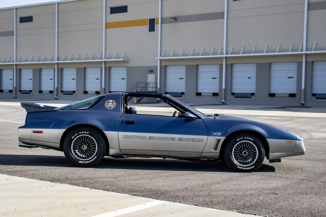 1983 Pontiac Firebird Trans Am 3rd Gen - Image 5 of 21