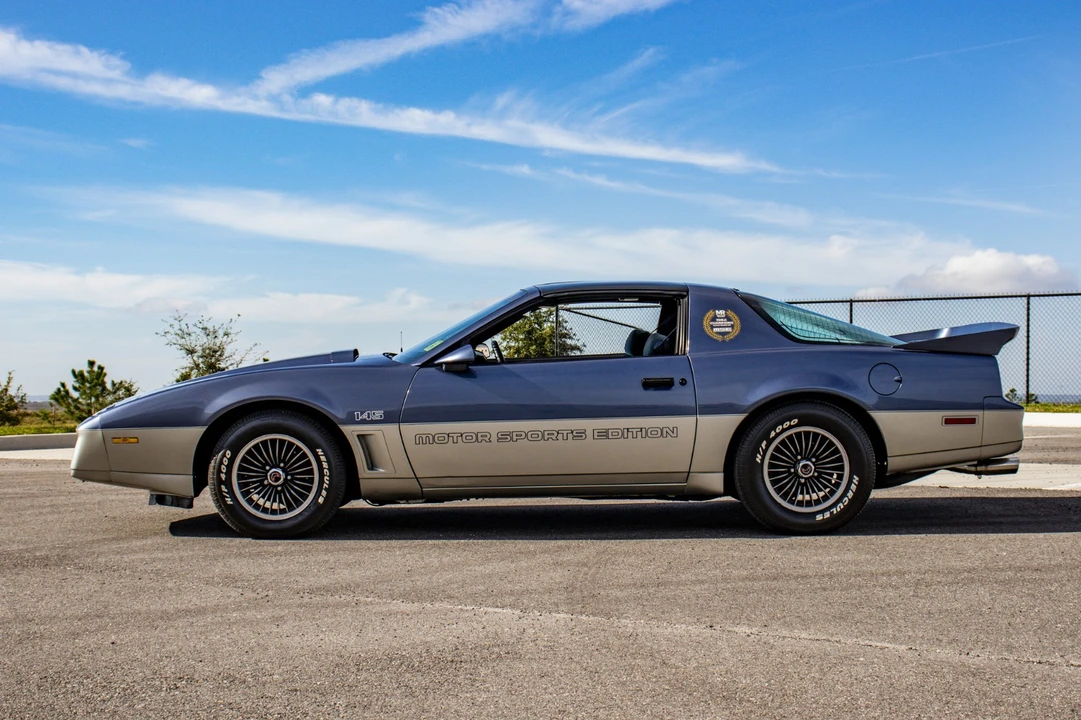 1983 Pontiac Firebird Trans Am 3rd Gen - Image 6 of 21