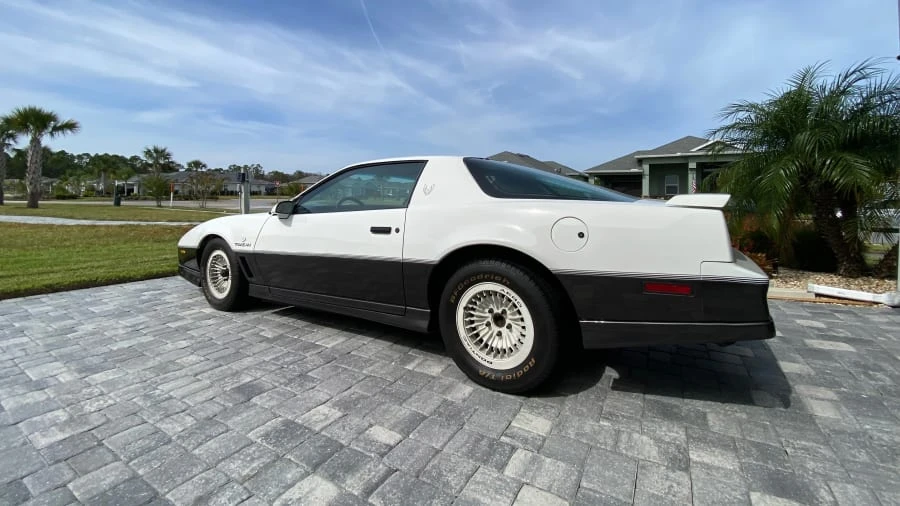 1983 Pontiac Firebird Trans Am 3rd Gen - Image 7 of 31