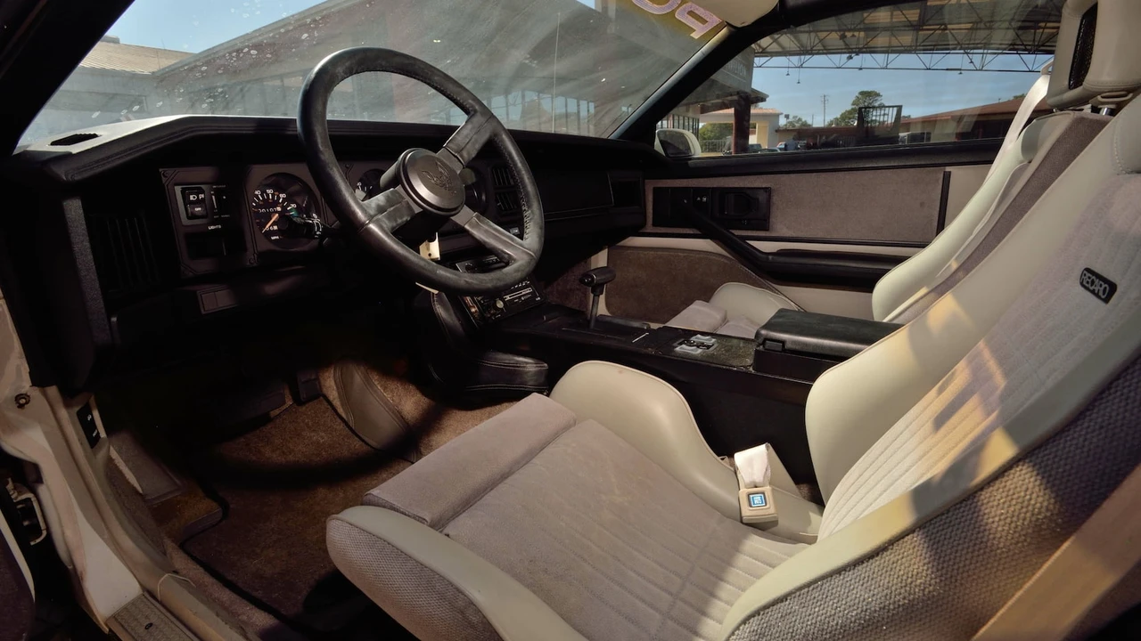 1983 Pontiac Firebird Trans Am 3rd Gen - Image 22 of 24