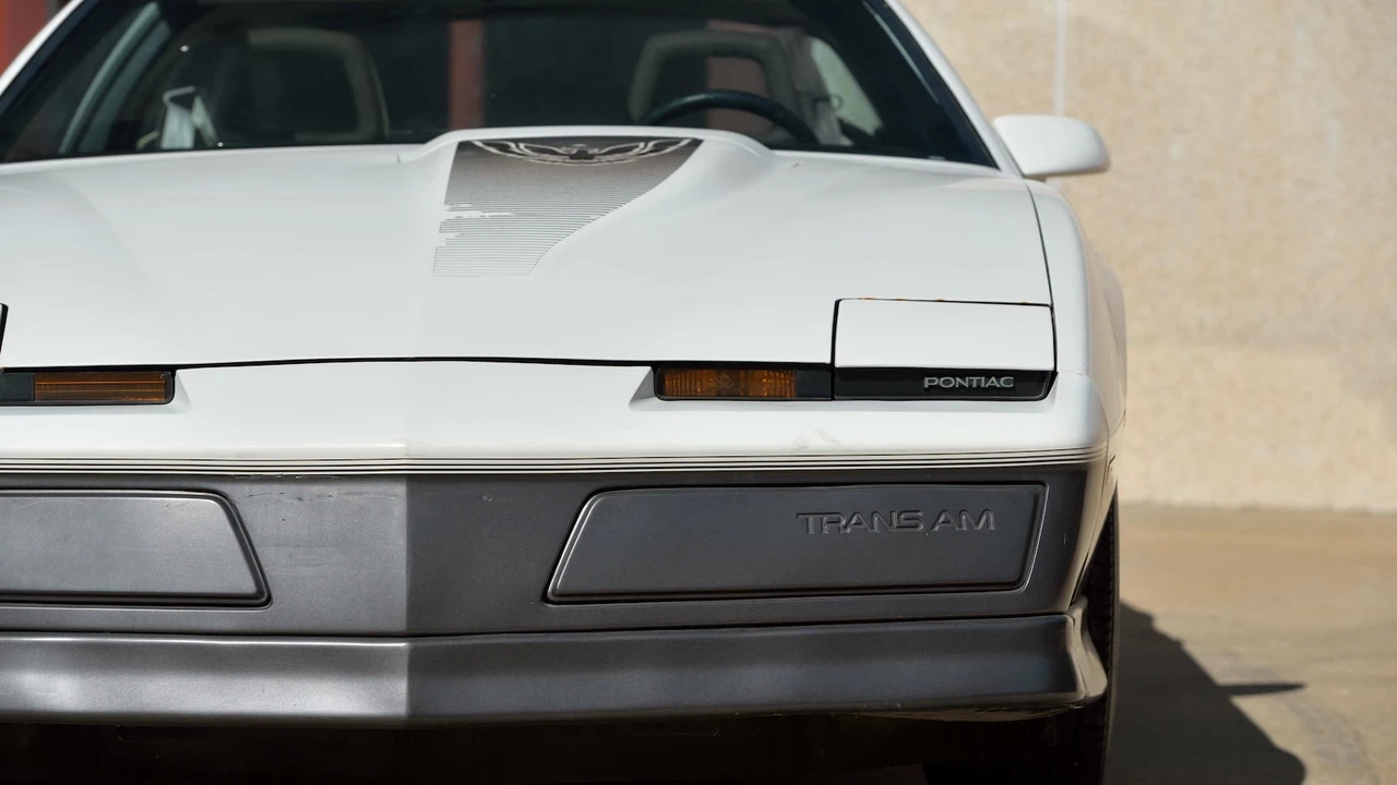 1983 Pontiac Firebird Trans Am 3rd Gen - Image 23 of 24
