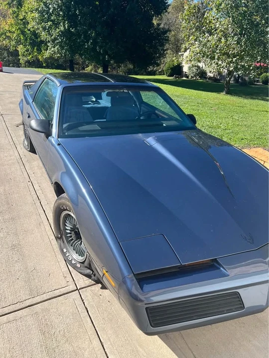 1983 Pontiac Firebird Trans Am 3rd Gen - Image 3 of 5