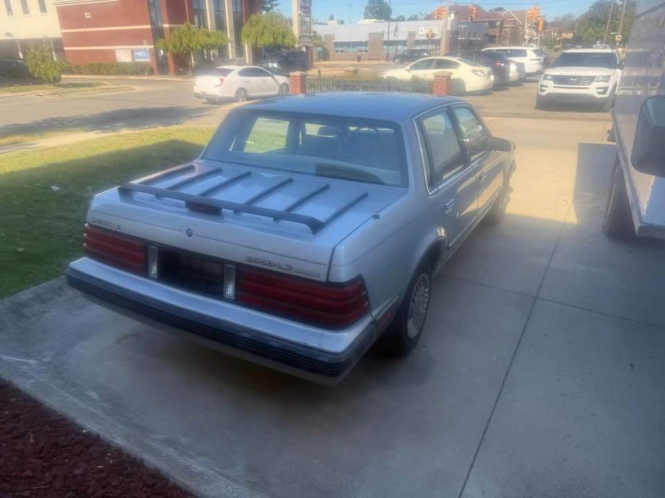 1983 Pontiac G6 - Image 4 of 8