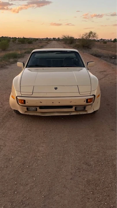 1983 Porsche 944 - Image 9 of 10
