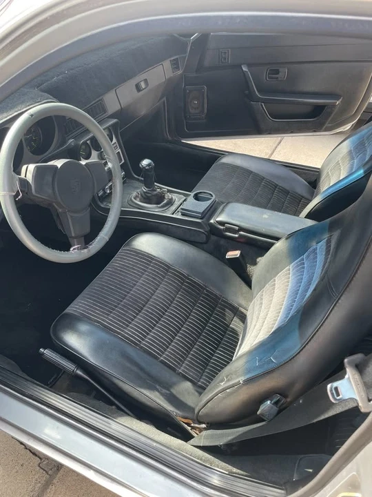1983 Porsche 944 - Image 4 of 6