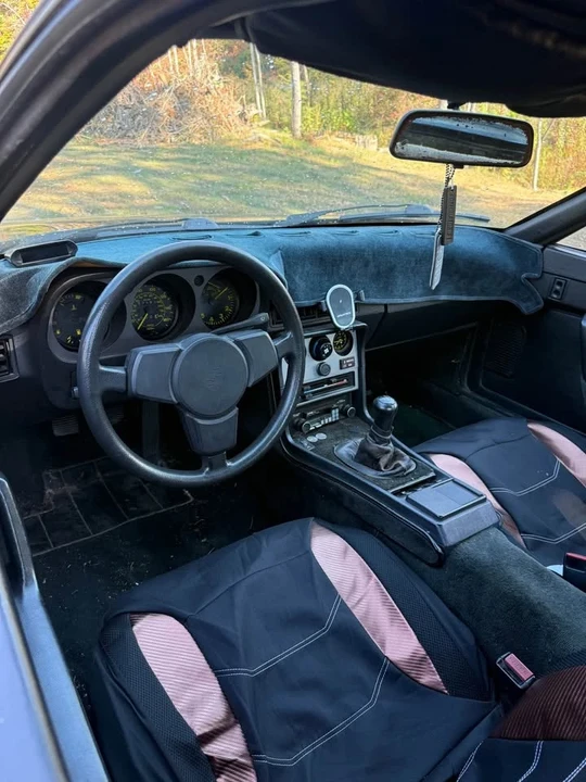 1983 Porsche 944 - Image 5 of 7