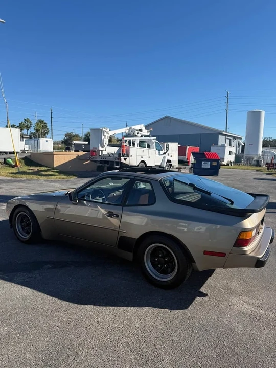 1983 Porsche 944 - Image 10 of 20