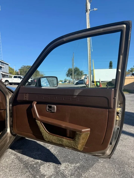 1983 Porsche 944 - Image 18 of 20
