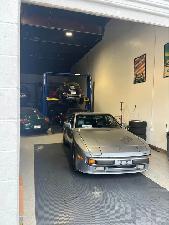 1983 Porsche 944 - Image 8 of 9