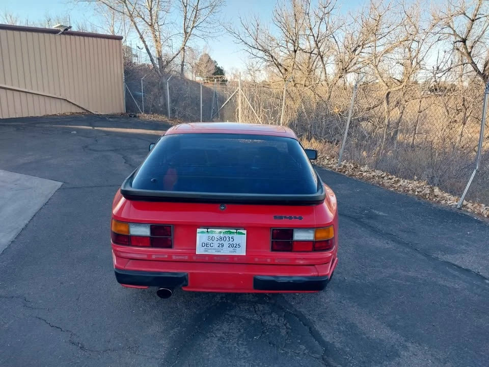 1983 Porsche 944 - Image 4 of 10