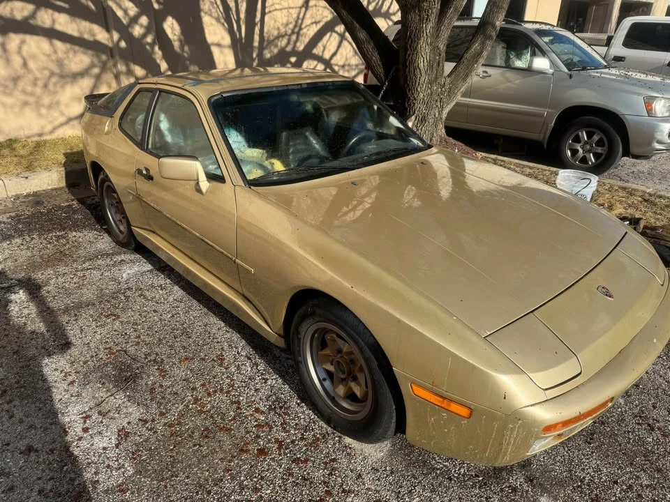1983 Porsche 944 - Image 5 of 7