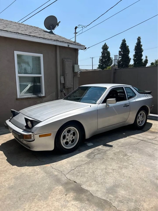 1983 Porsche 944 - Image 2 of 3
