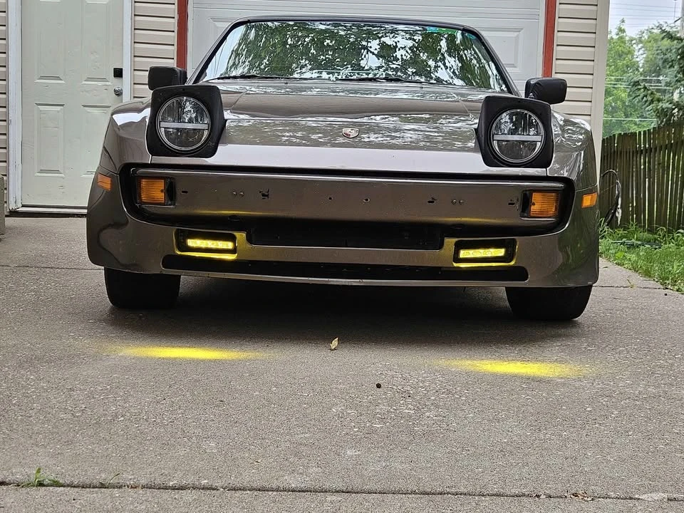 1983 Porsche 944 - Image 5 of 9