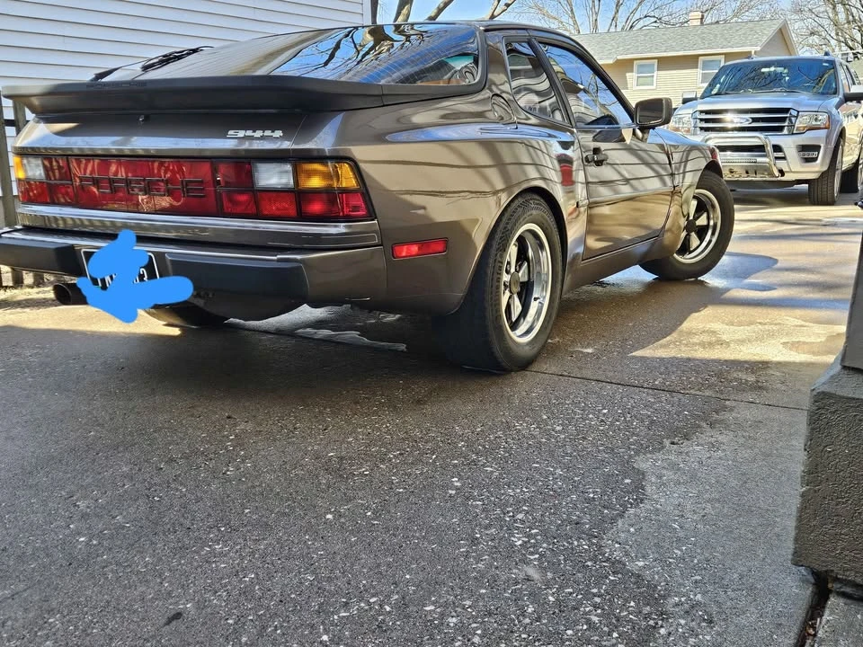 1983 Porsche 944 - Image 6 of 9