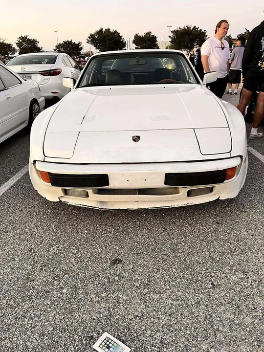 1983 Porsche 944 - Image 2 of 7
