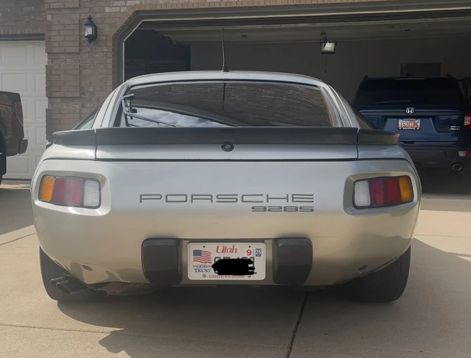 1983 Porsche 928 - Image 4 of 11