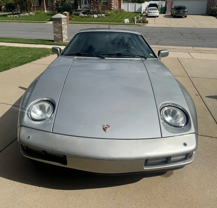 1983 Porsche 928 - Image 6 of 11