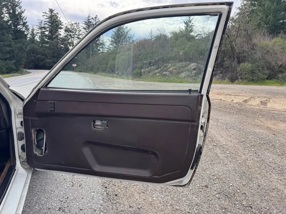 1983 Porsche 944 - Image 4 of 11