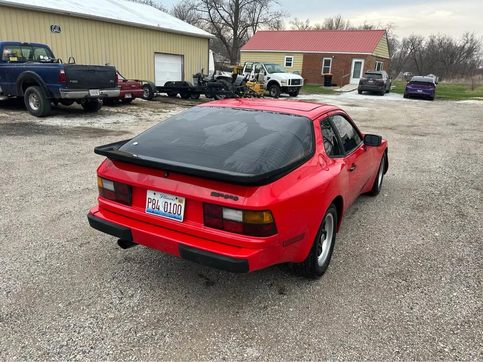 1983 Porsche 944 - Image 4 of 10