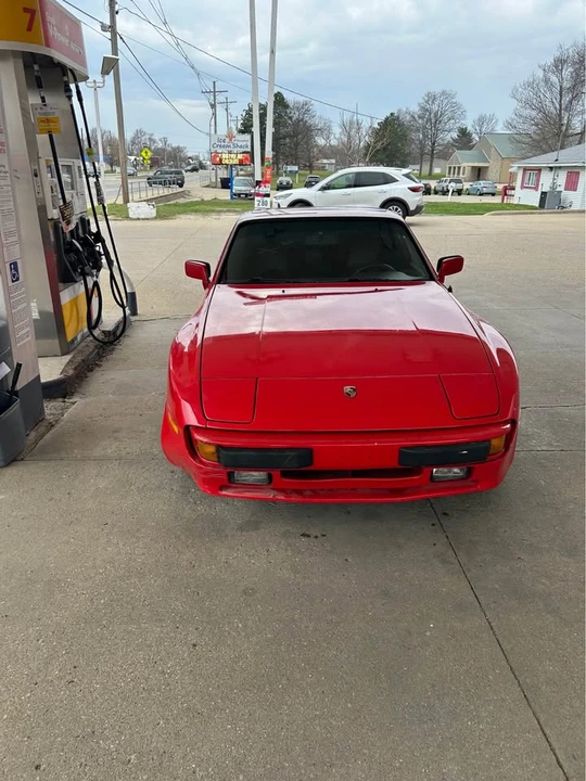 1983 Porsche 944 - Image 9 of 10
