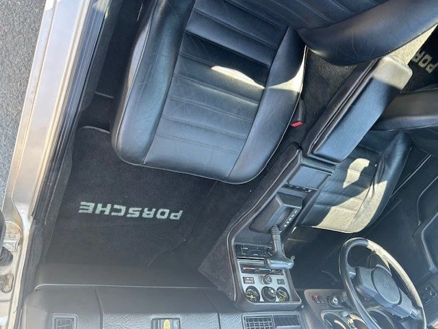1983 Porsche 944 - Image 13 of 20