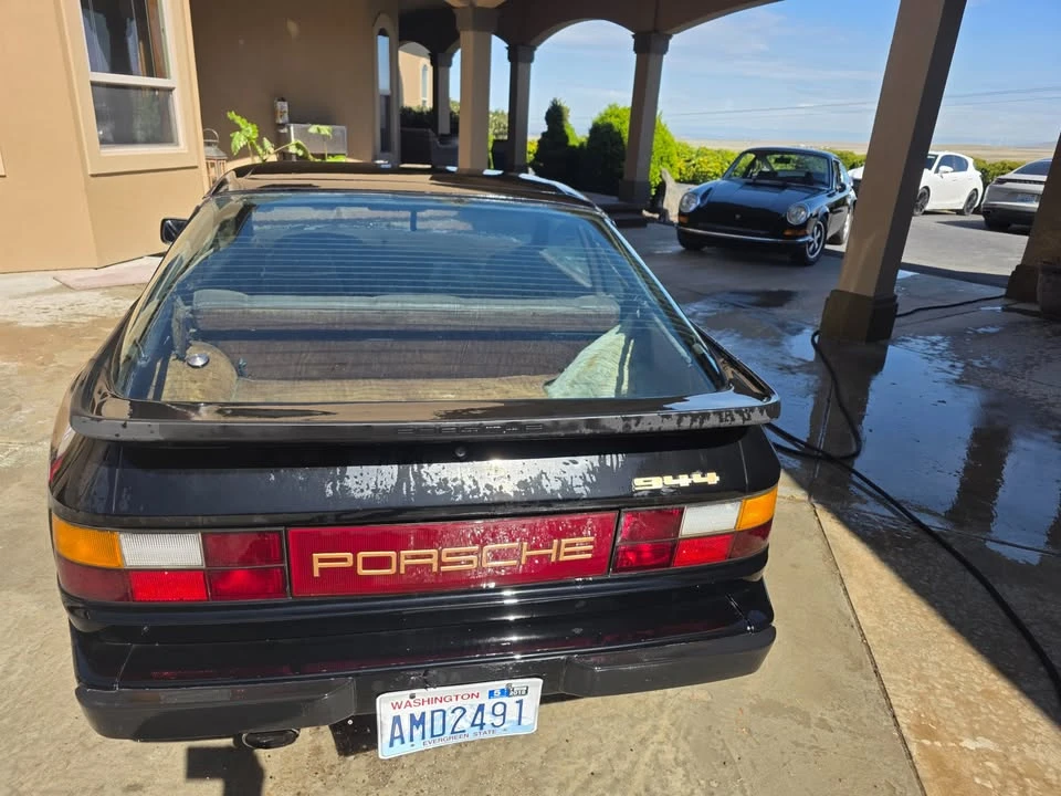 1983 Porsche 944 - Image 4 of 9