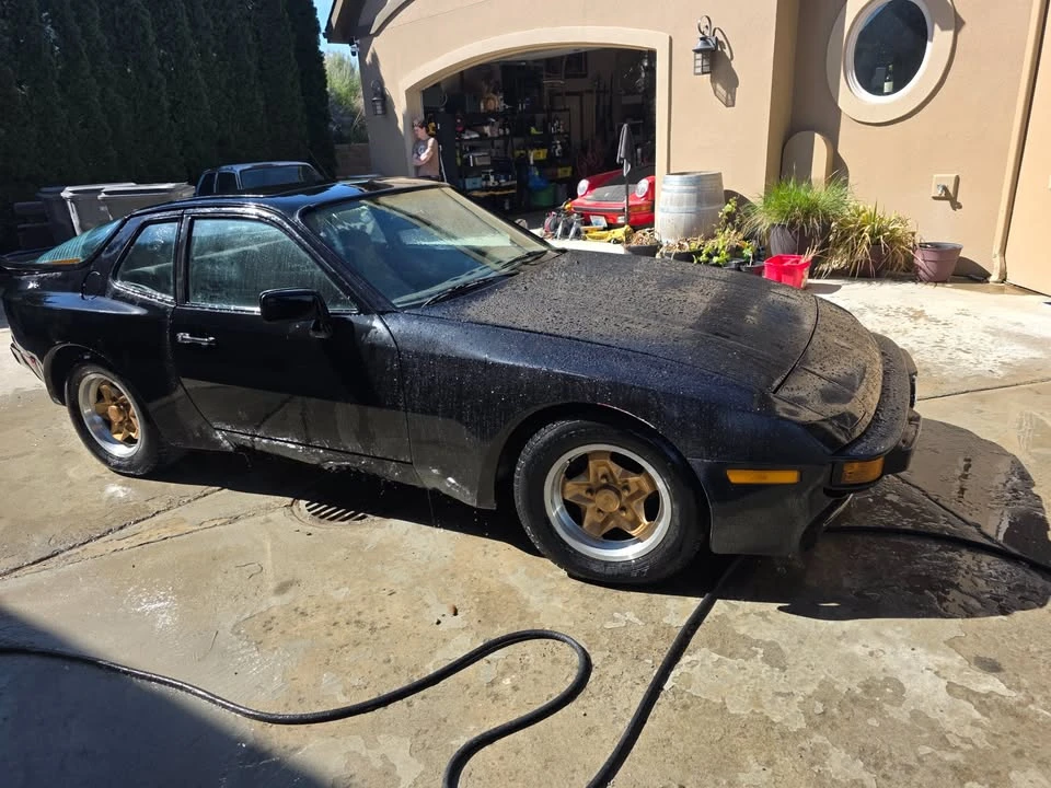 1983 Porsche 944 - Image 2 of 9