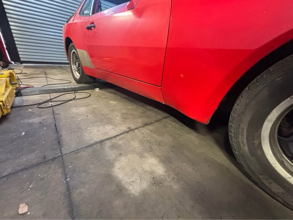 1983 Porsche 944 - Image 5 of 10