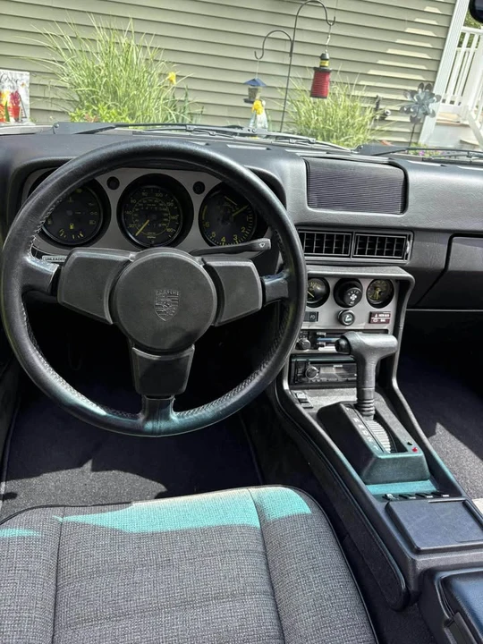 1983 Porsche 944 - Image 6 of 9