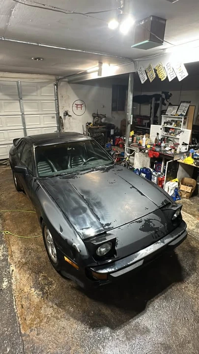 1983 Porsche 944 - Image 2 of 10