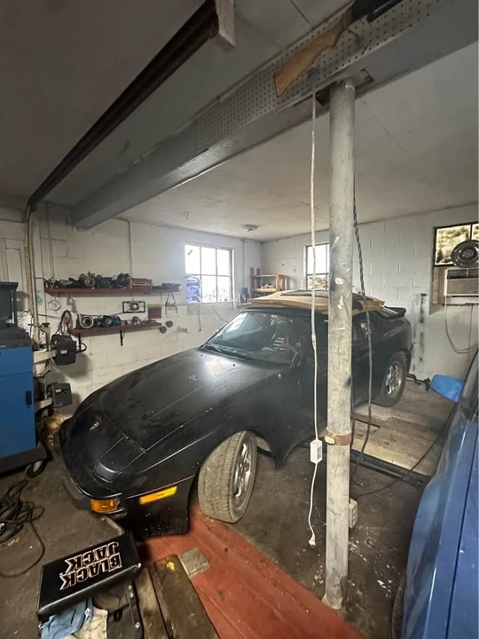 1983 Porsche 944 - Image 10 of 10