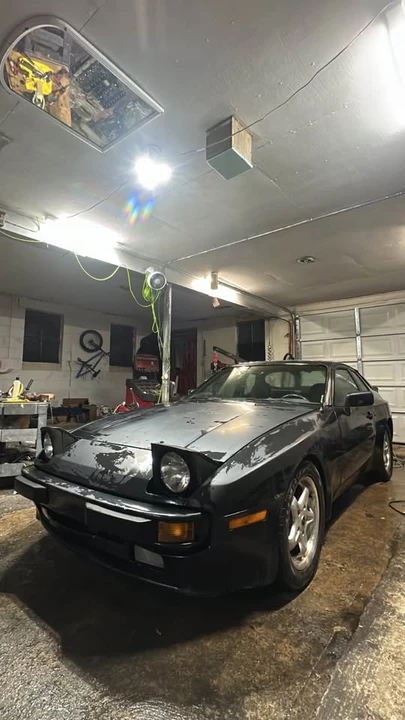 1983 Porsche 944 - Image 3 of 10