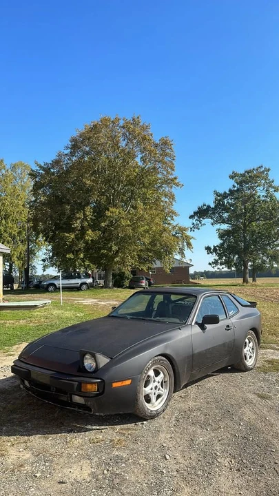 1983 Porsche 944 - Image 4 of 10