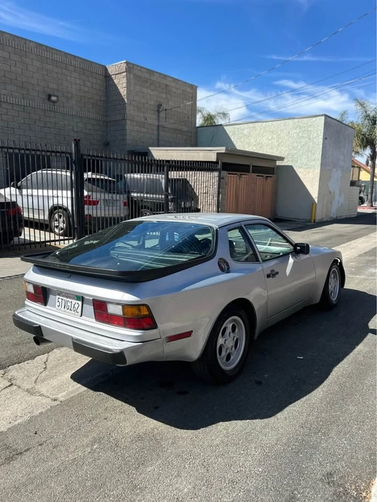 1983 Porsche 944 - Image 3 of 19