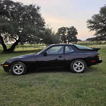 1983 Porsche 911 Cabriolet 2D